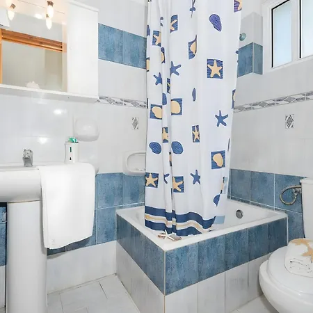 Πανσιόν Tamar Apartments, Λαγανάς